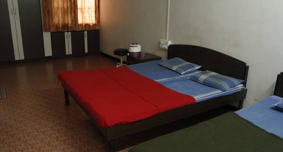 Heramb Guest House And Lodging, Nashik 5